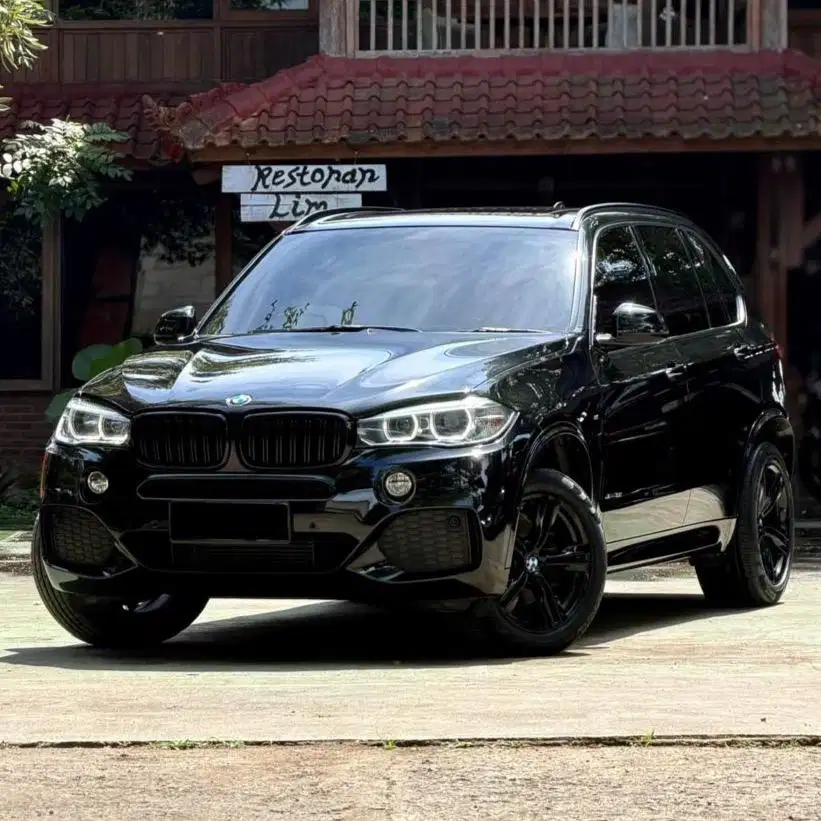 (CASH) BMW X5 F15 M-Sport XDrive35i 2015