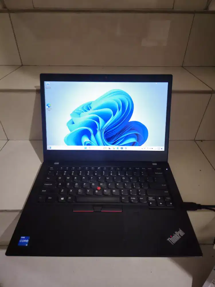 Lenovo Thinkpad L14 Core i5 Gen11 Ram8Gb Ssd256Gb Siap Pakai