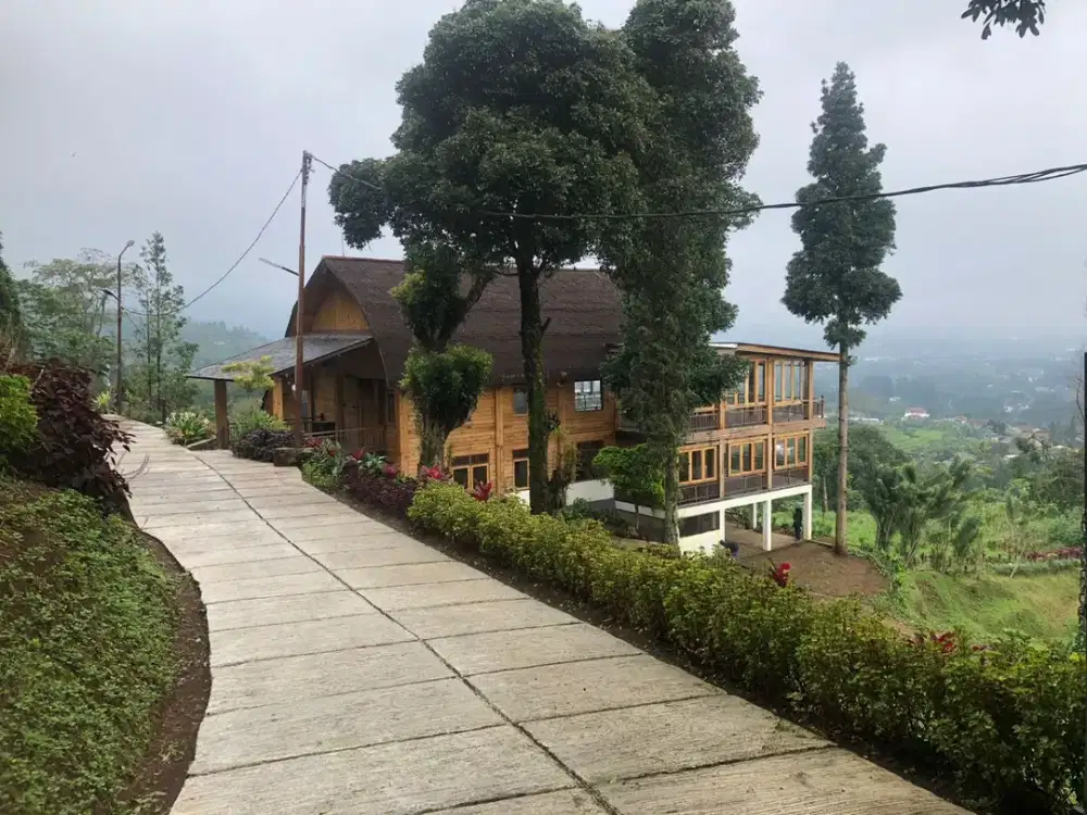 Dijual Modern Wooden Villa Panorama 360° Di Megamendung Puncak Bogor