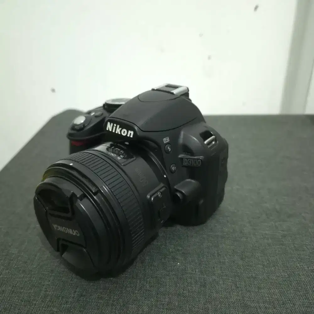 Kamera nikon d3100 lensa fix 50mm f1.8