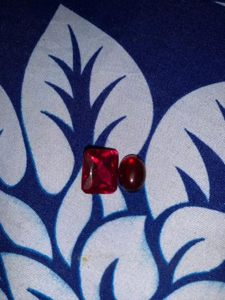 Batu cincin merah sirup