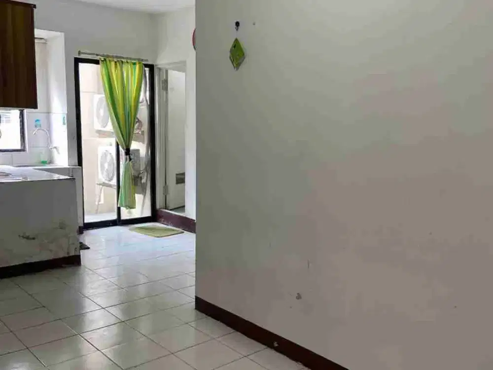 Dijual Casablanca East Residence tower Ba lt 15 sudah SHM 3 kamar tidur(3BR)