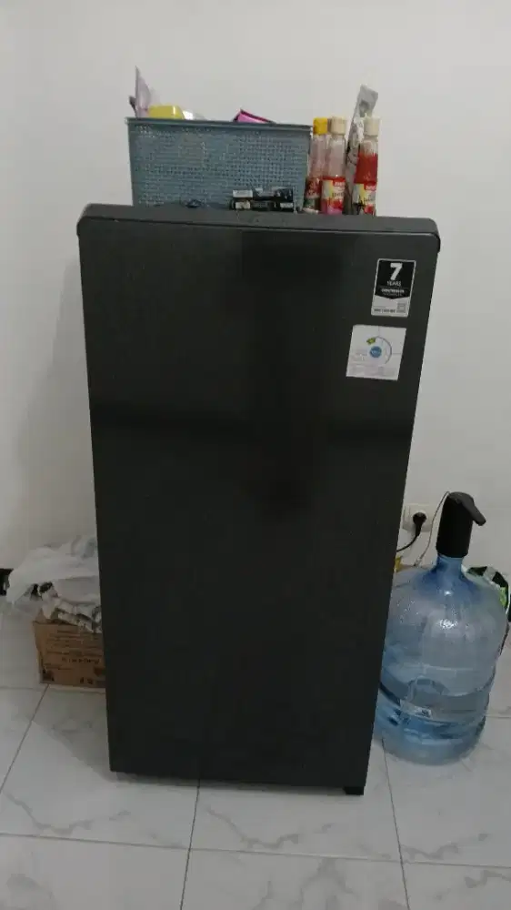 Dijual Kulkas Merk Aqua