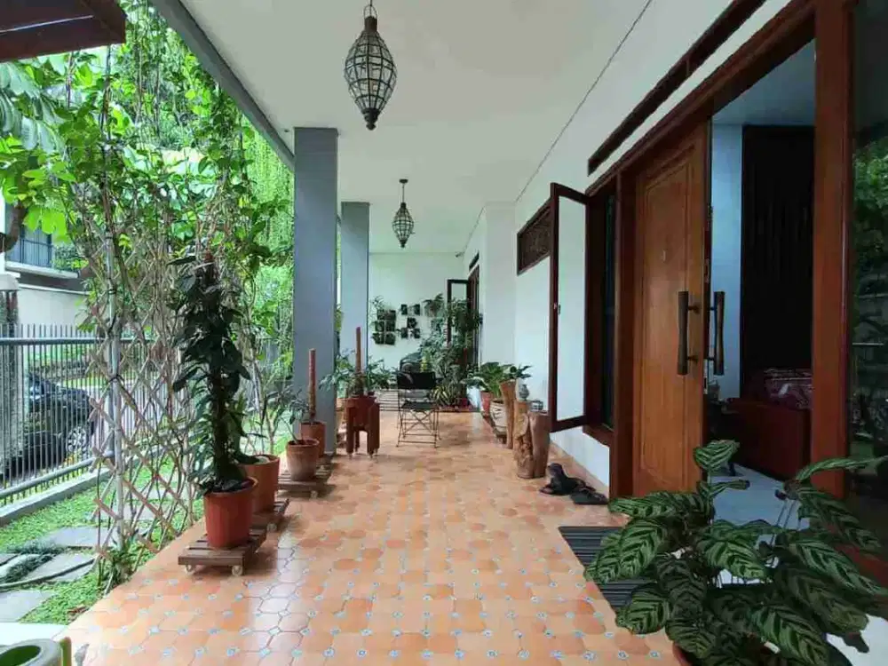 Rumah Mewah area Senayan Bintaro Sektor 9