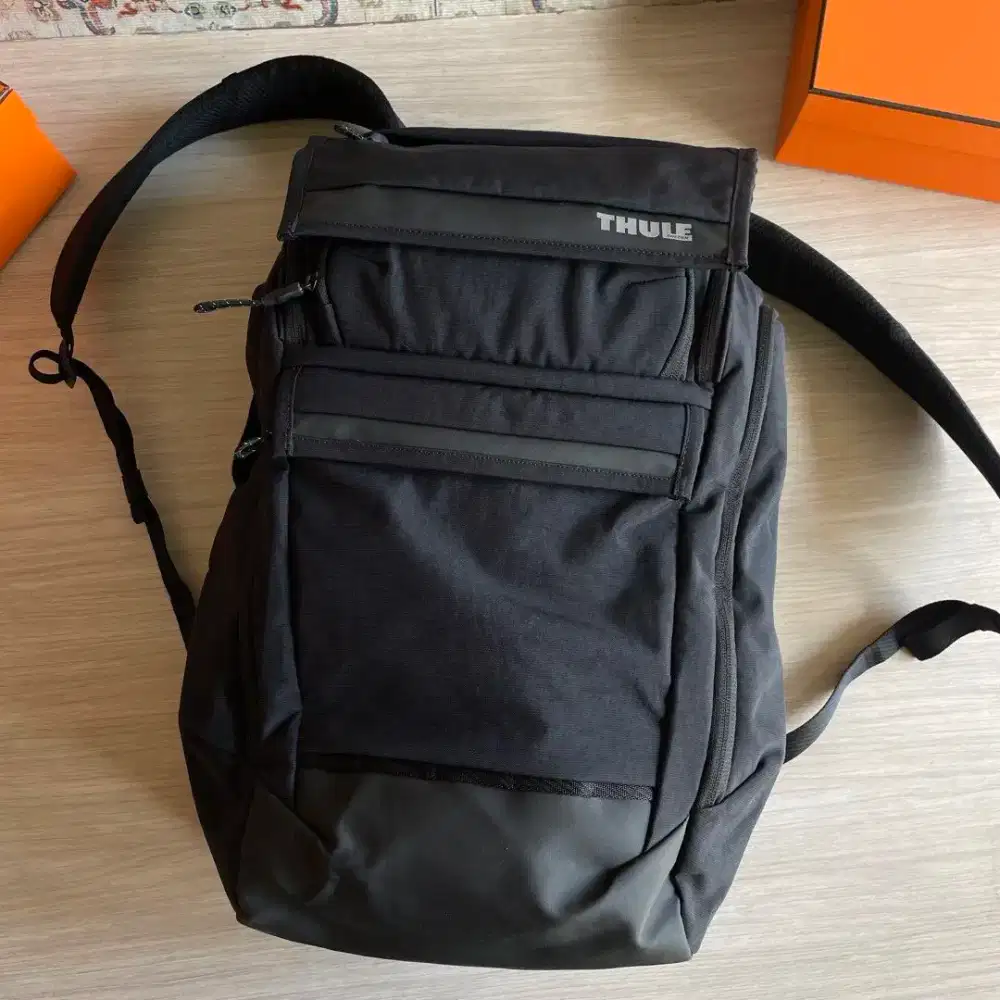 Thule Paramount 27L backpack laptop tas original second