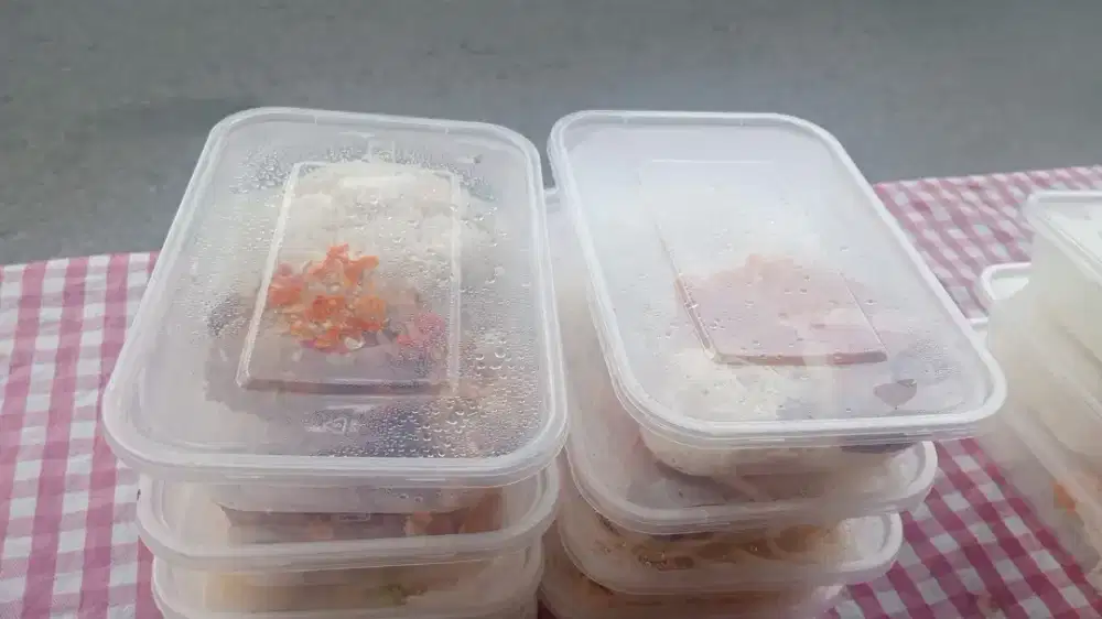 DICARI KARYAWAN JUALAN KAKI LIMA