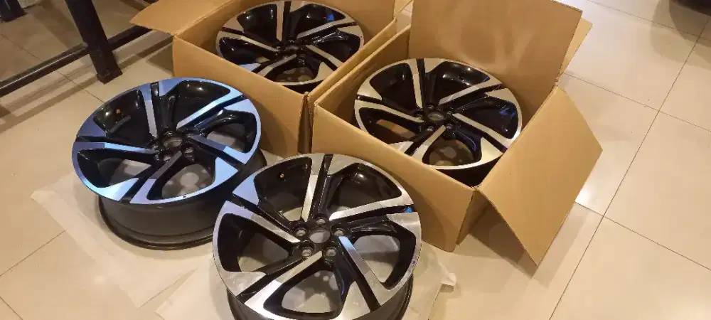 Dijual 1 set (4 bh.) Velg 18 pcd 5 100 baru