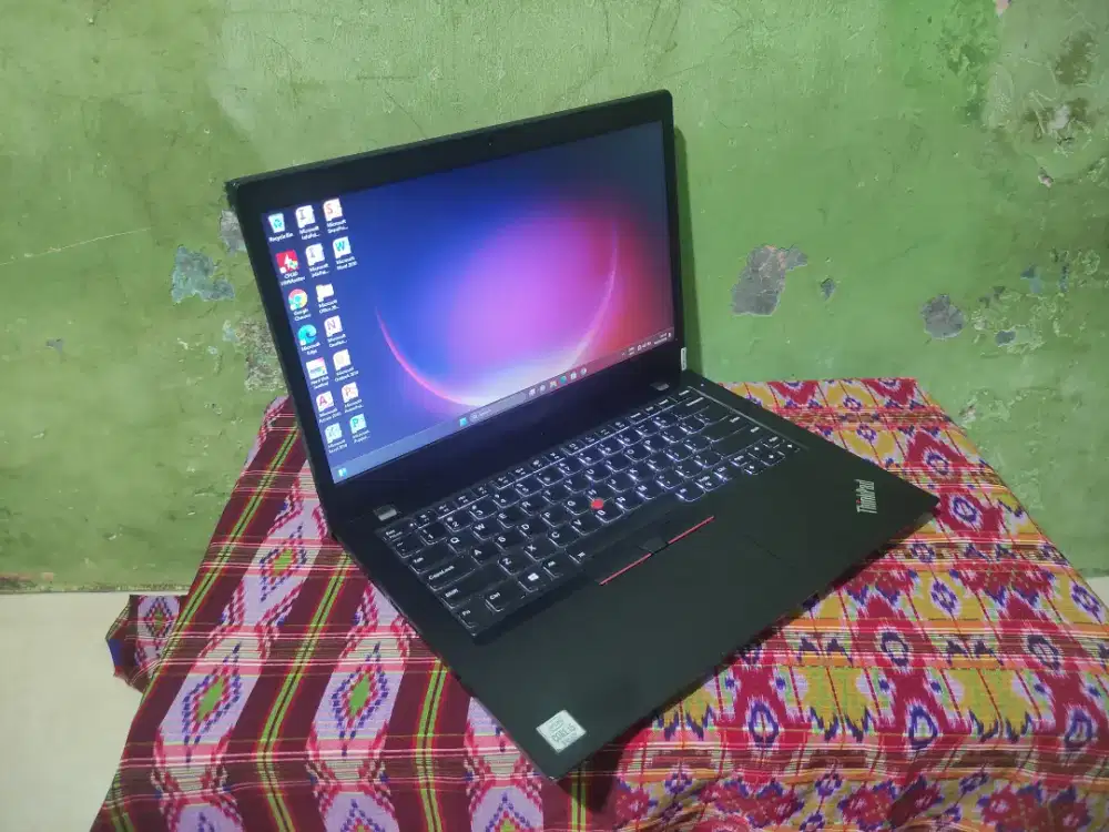 B630 Laptop Lenovo thinkpad L14 core i5-gen10 Ram 8GB ssd 240GB muluss