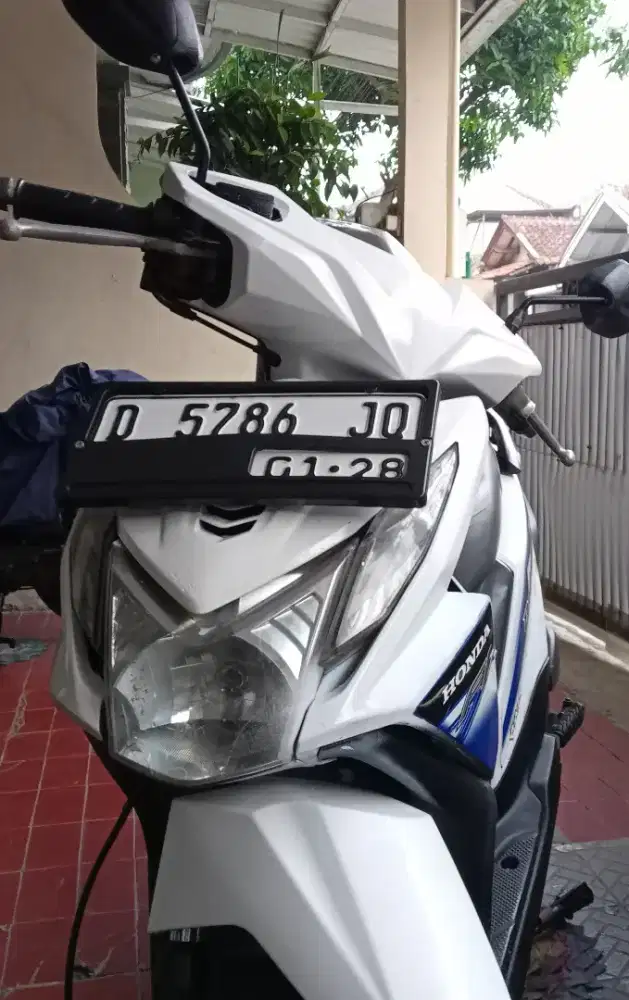 Honda Beat Fi 2013 Putih ori mulus mantap