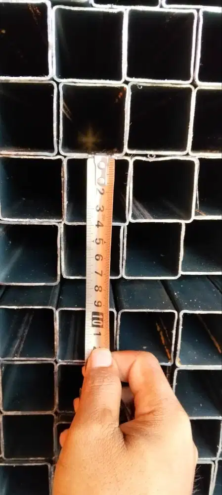 Besi Hollow Hitam 4 x 4 x 1.0 mm x 6 M Ready Stock