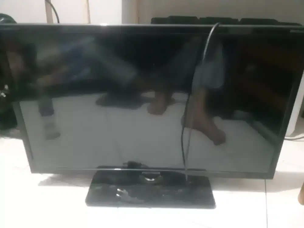 Tv polytron 32 inch