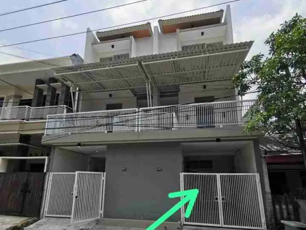 WISMA PERMAI 3 Lantai ‼️Jual Rumah Baru dekat Galaxy Mall Row Jalan 10 Meter