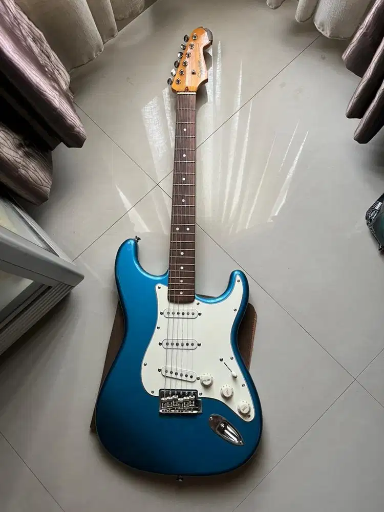 Squier Classic Vibe Stratocaster 60s Mulus
