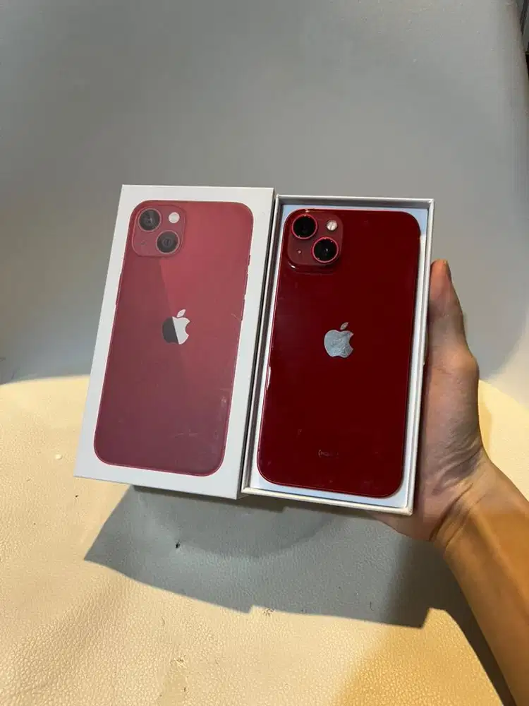 iPhone 13 Red 128GB Display Unknown Harga Nego