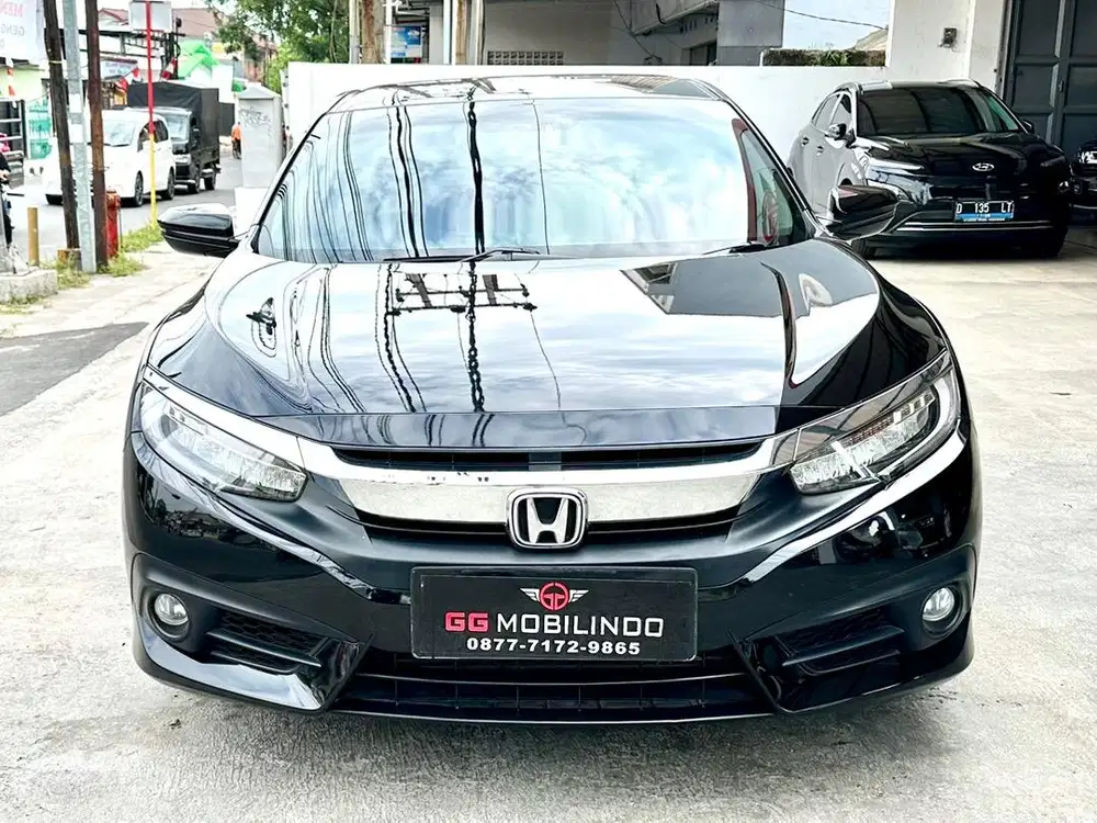 Honda Civic 1.5 TC ES CVT Automatic Th 2018