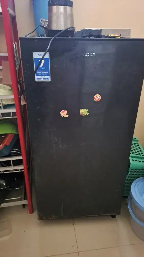 Dijual Kulkas Aqua 1 pintu, minus tutup Freezer, masih baik