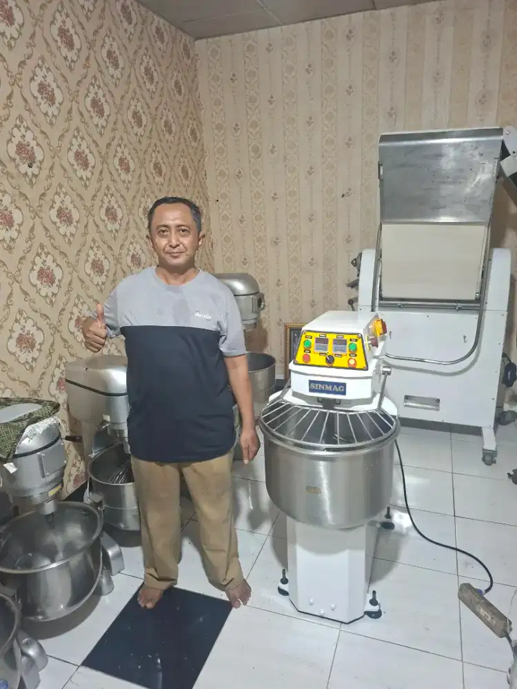 Spiral mixer 12.5 kg tepung tipe SM-25 Sinmag Taiwan Listrik 1 phase