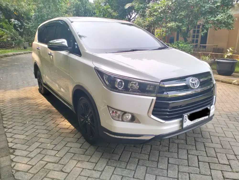 TOYOTA INNOVA VENTURER DIESEL 2019 CASH
