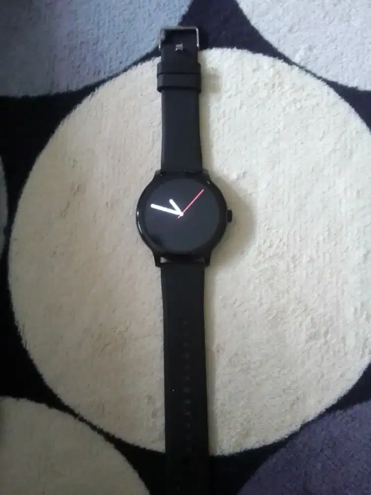 Jual aja Smartwatch kebesaran tdk jd pakai