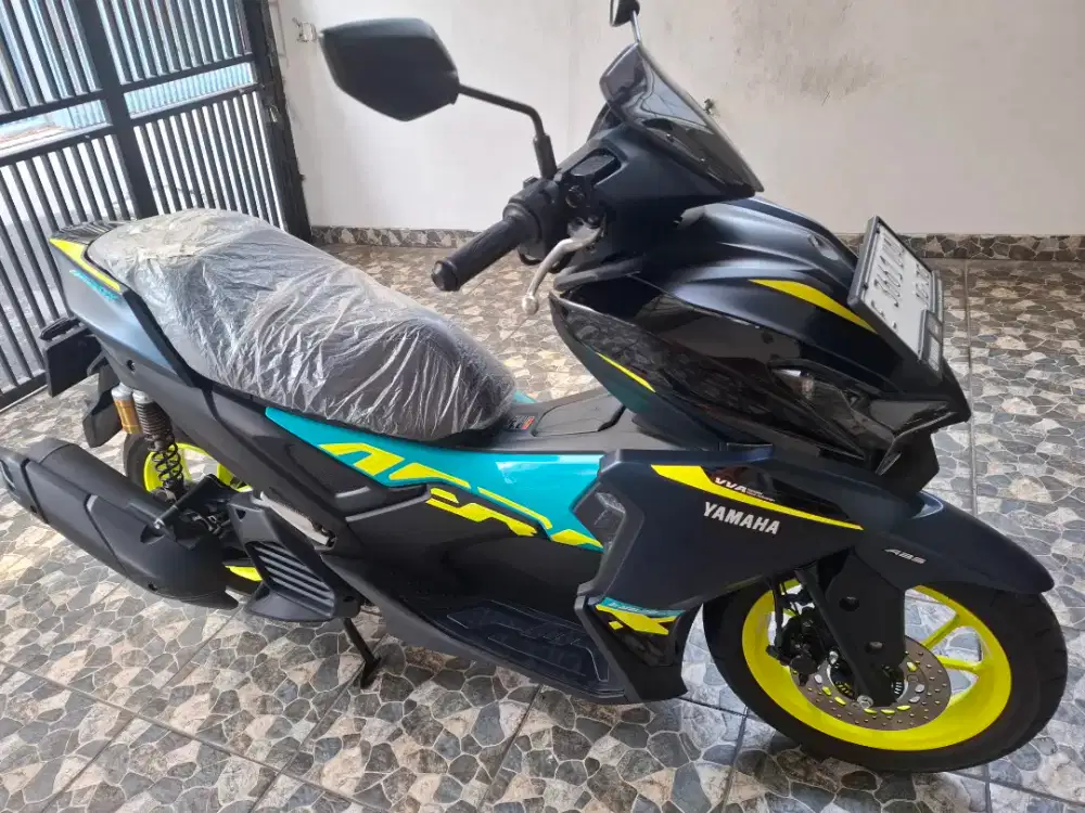 Km3rb keyless ABS, yamaha aerox alpha 155 VVA LED charger 2025 bln 10.