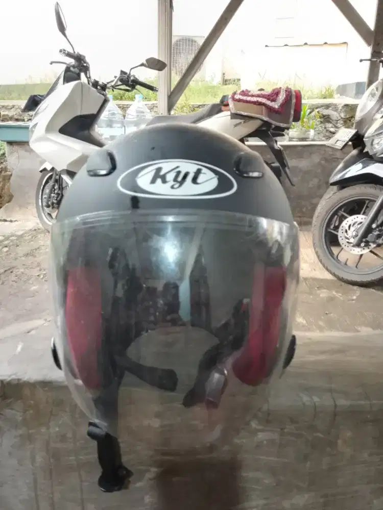 Helm KYT DJ maru SZ M