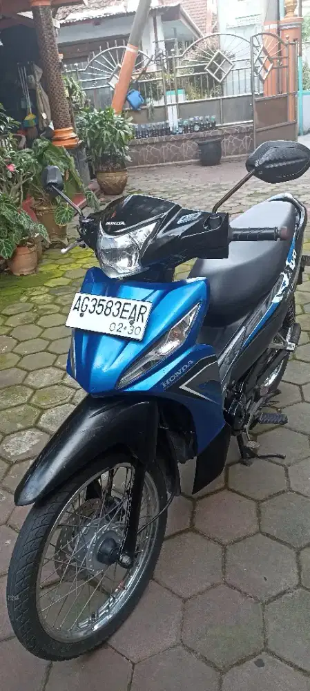 Jual Honda Revo Fi Tahun 2015