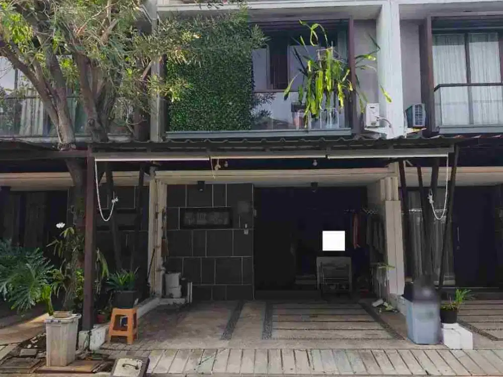 rumah dengan design modern minimalis di dalam cluster greenwood golden city bekasi utara.