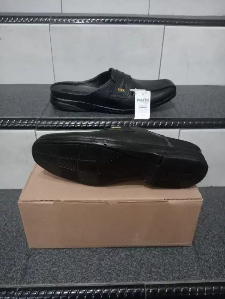 Sandal slop kulit asli