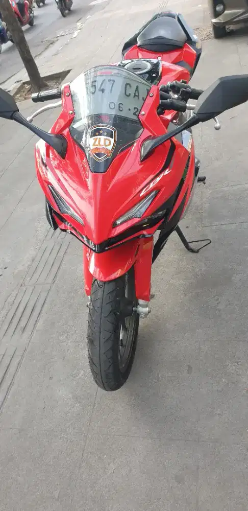 CBR 150 th 2023 istimewa Low km pjk  Aktif