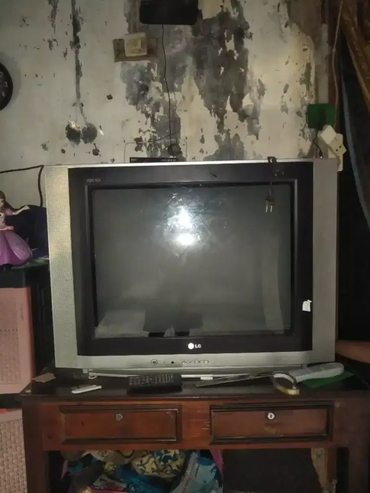 TV tabung LG super slim