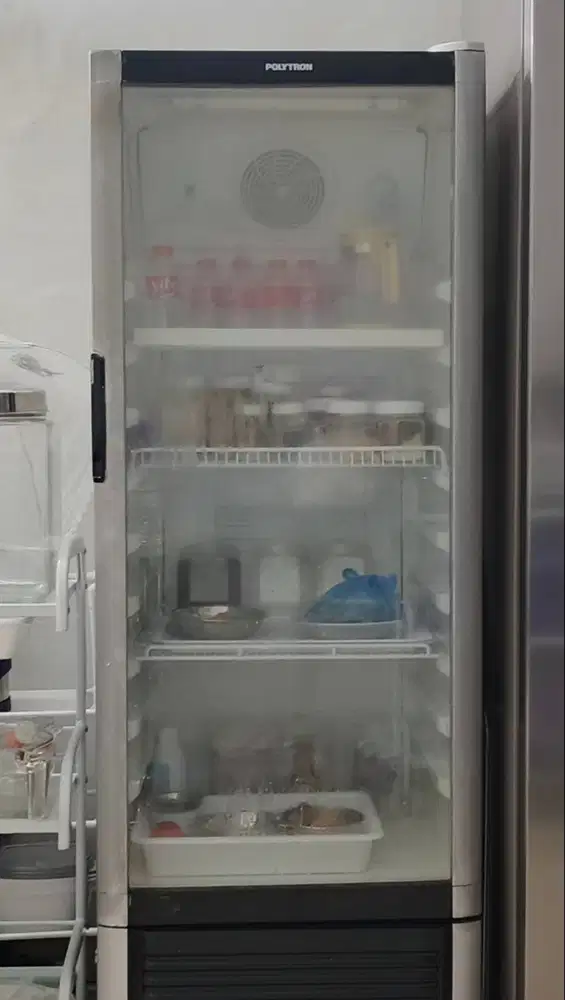 Kulkas Showcase Minuman Polytron 1 Pintu