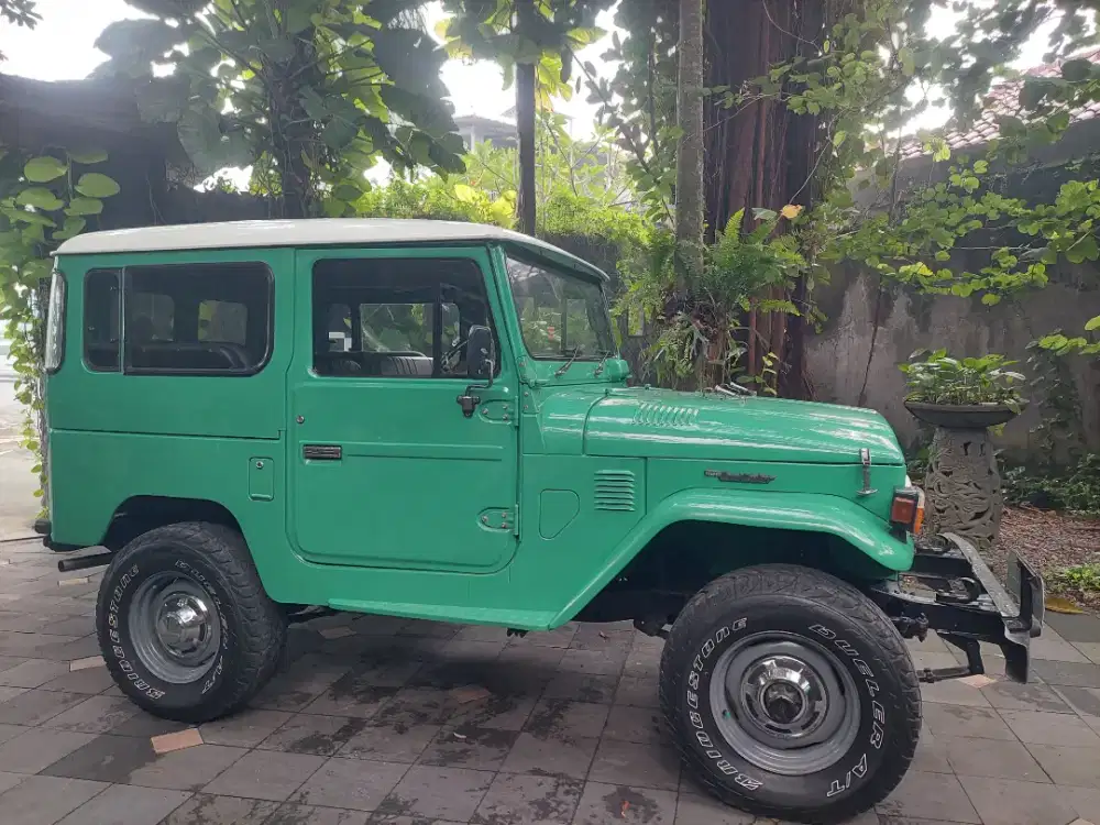 Hardtop 1977 bensin 4x4 masih standard pabrik