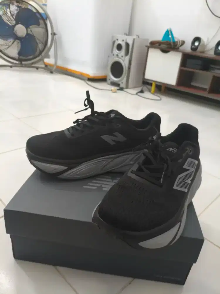 New Balance Fresh Foam x More v5