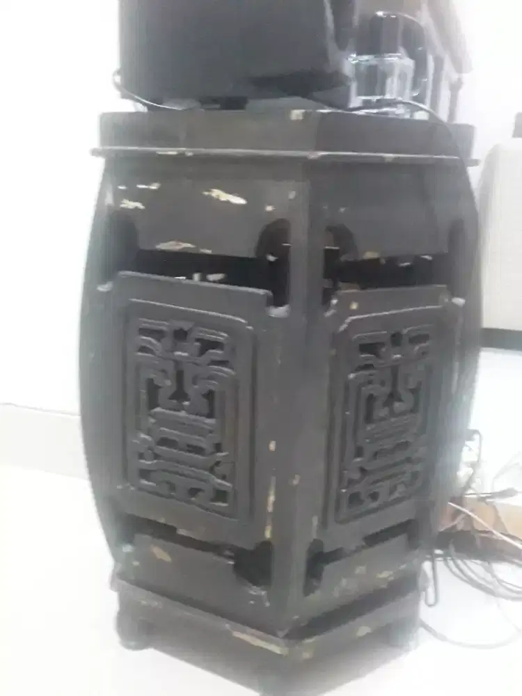 Bangku kayu Cina
