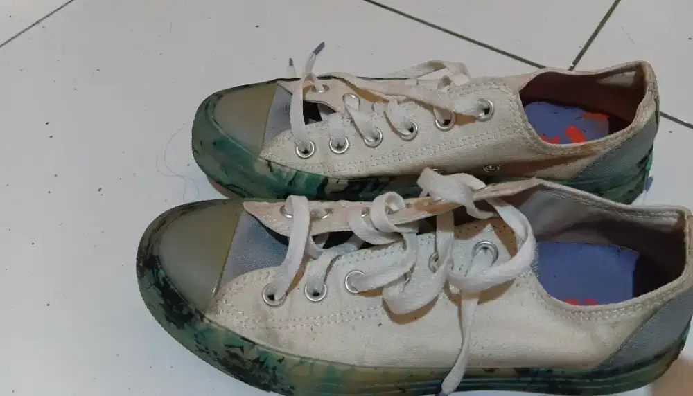 Converse limited edition