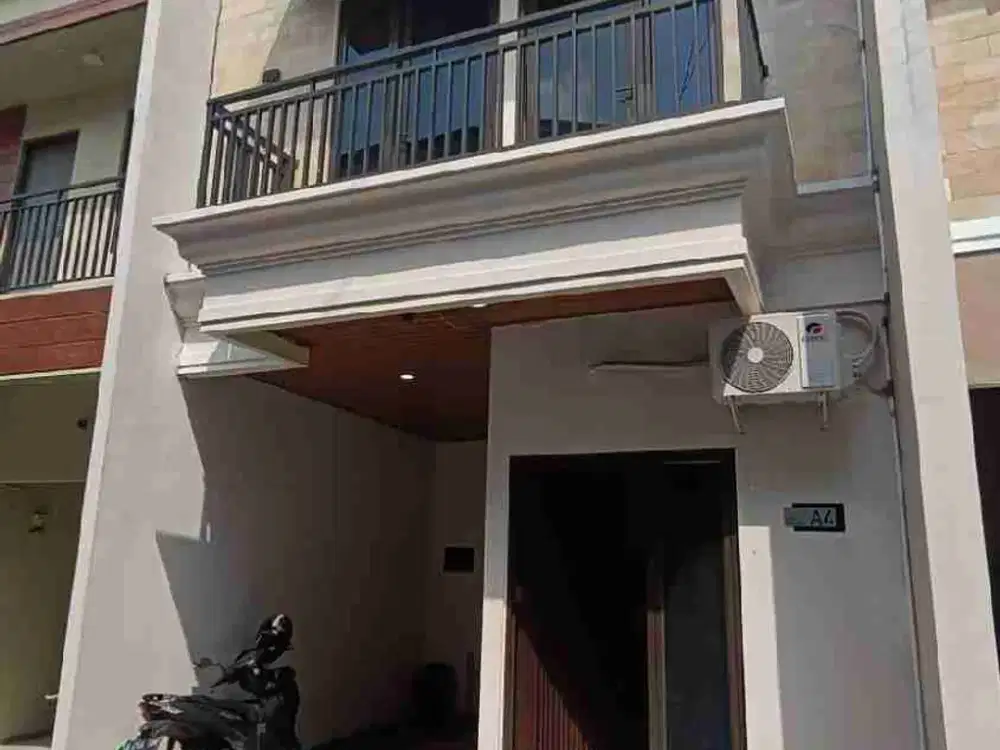 DIJUAL RUMAH DI LUBANG BUAYA CIPAYUNG JAKARTA TIMUR AKSES TOL TMII