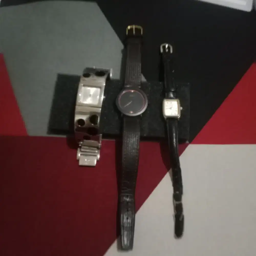 Dijual jam tangan merk SEIKO GUEES ORIENT orginal kondisi mati