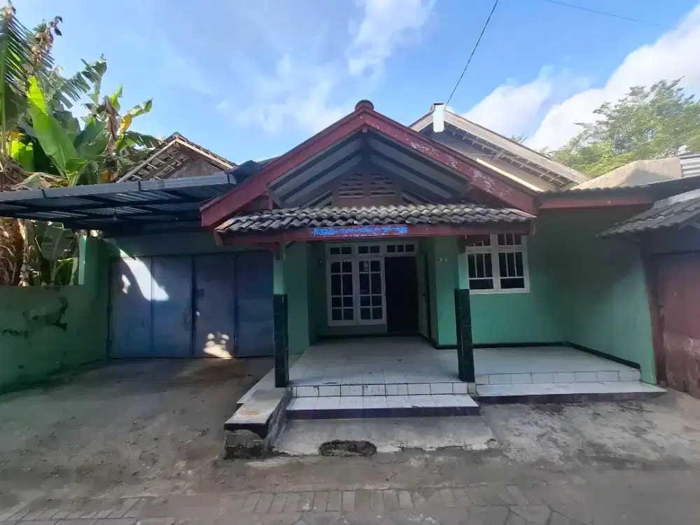 Disewakan rumah dekat kota, harga murah
