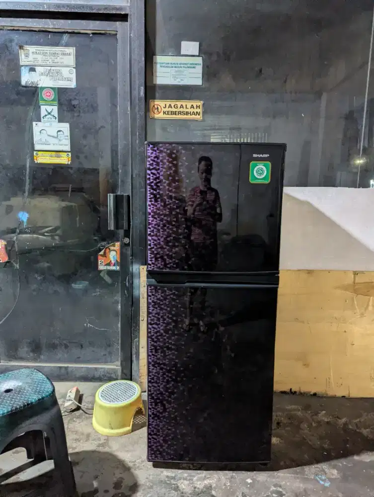 Kulkas Sharp 2 pintu dingin normal aman sentosa