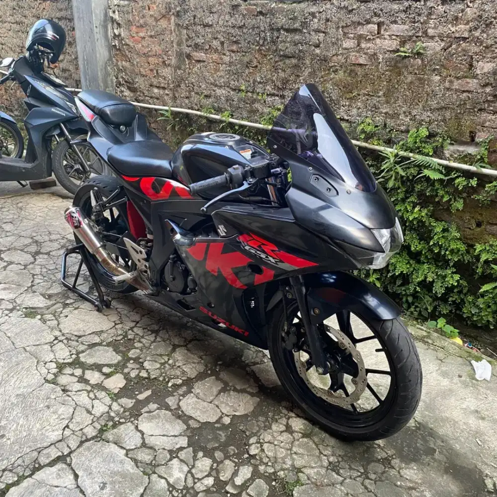 Suzuki gsx 150 Plat T purwakarta
