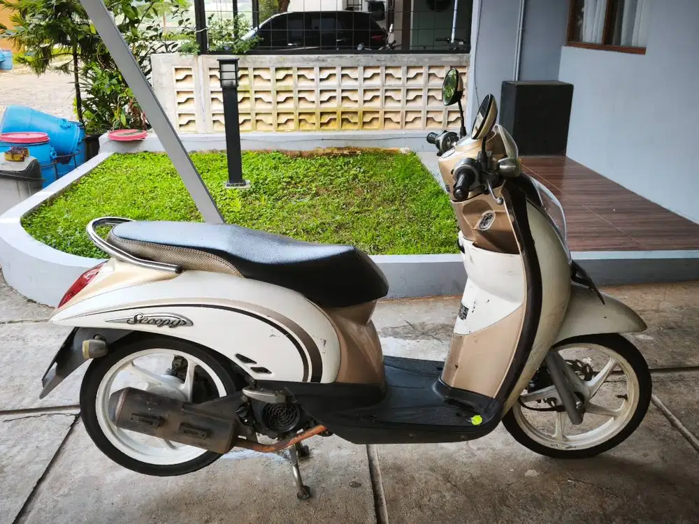 Jual apa adanya Scoopy 2011 Crank Case Kiri Retak