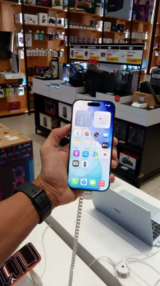 CICILAN RINGAN CUKUP KTP IPHONE 17 PRO PAKE HOMECREDIT