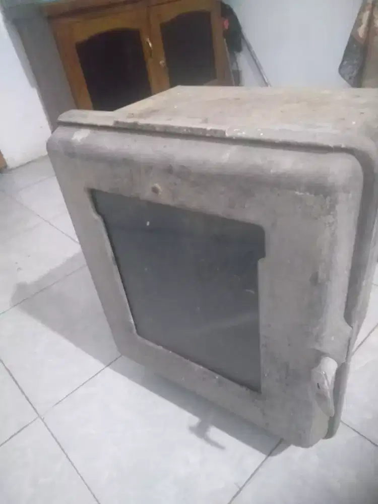 Berangkas Alumunium