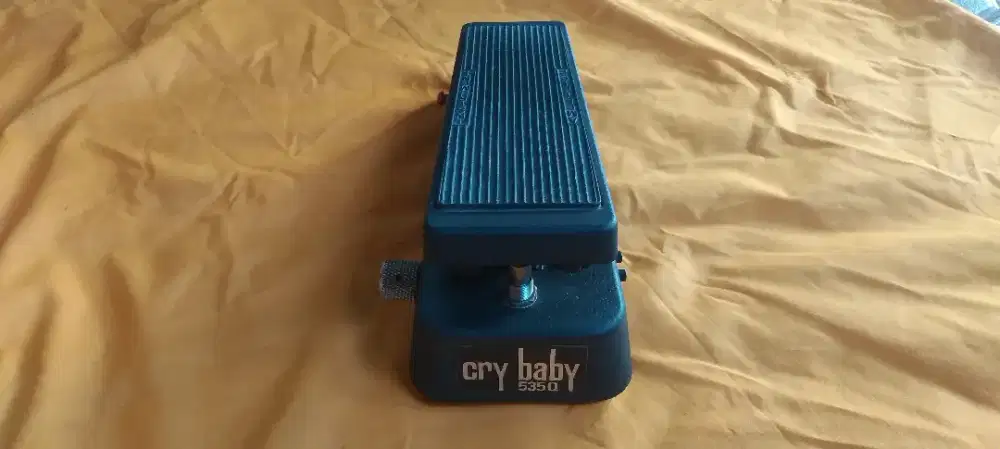 Pedal Multi Wah Jim Dunlop Cry Baby 535Q