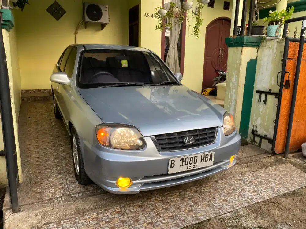 Dijual Hyundai Accent Verna GLs 2003 Manual