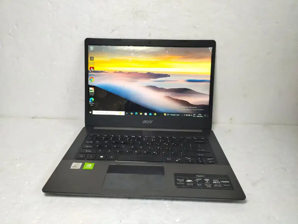 B726 Acer A514-52G core i7-10510U 8cpu Ram 8GB hdd 1000GB double vga