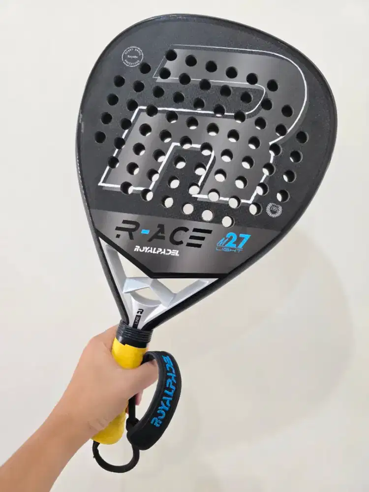 Raket Padel Royal Padel M27 Light 2025