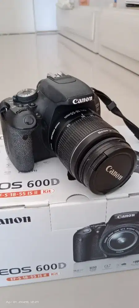 Kamera Canon EOS 600 D