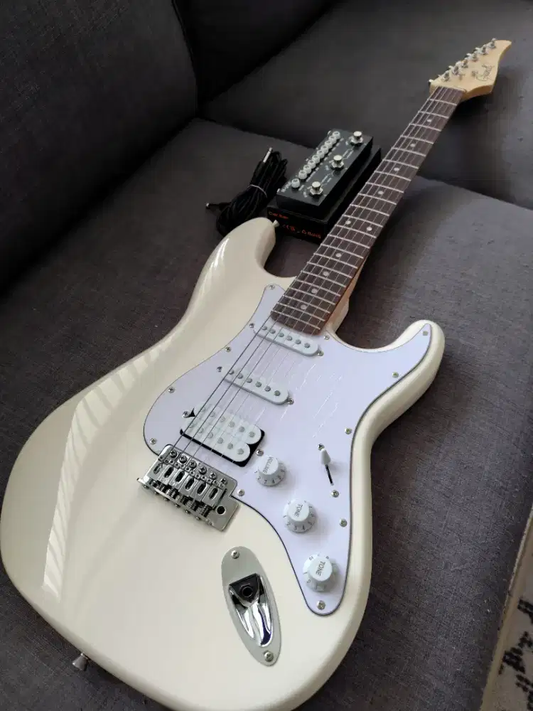 Gitar Grande GST 80 dan efek mvave