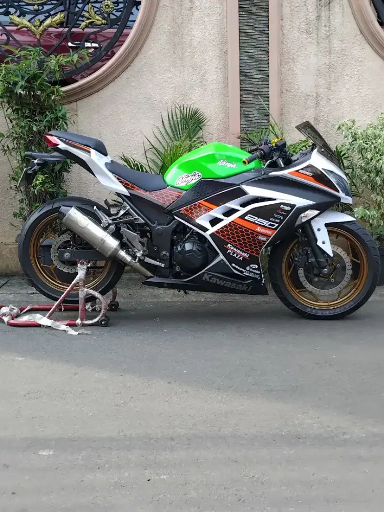 KAWASAKI NINJA 250 FI TT BT TUKAR TAMBAH BARTER